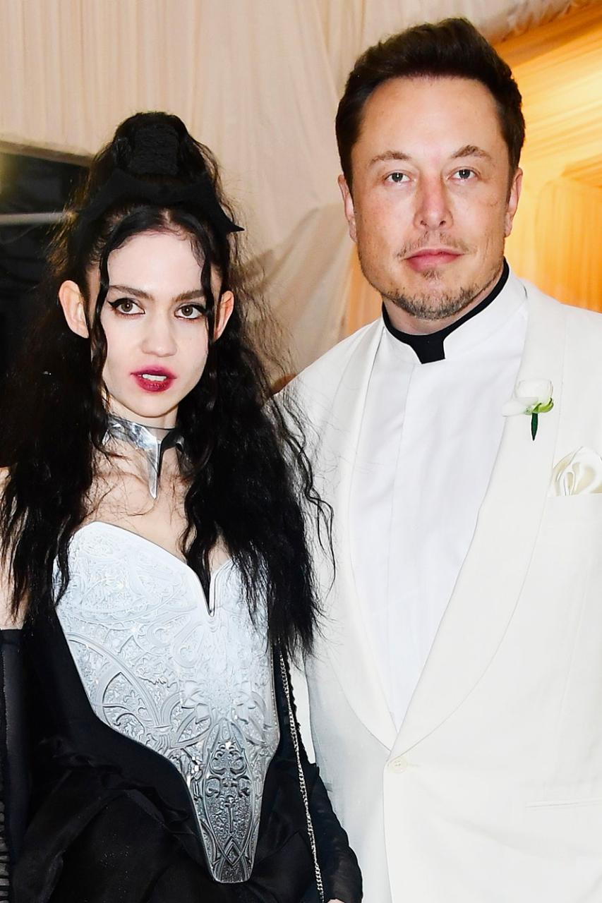 Tỷ phú Elon Musk bí mật tái hợp bạn gái cũ, đẻ con gái có tên là thuật ngữ  siêu máy tính