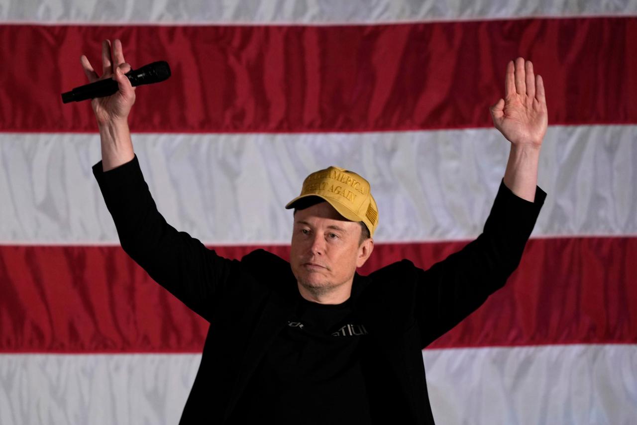 Elon Musk Is Now Trump's 2nd-Biggest Financial Backer: Donates Nearly 0  Million To Super PAC