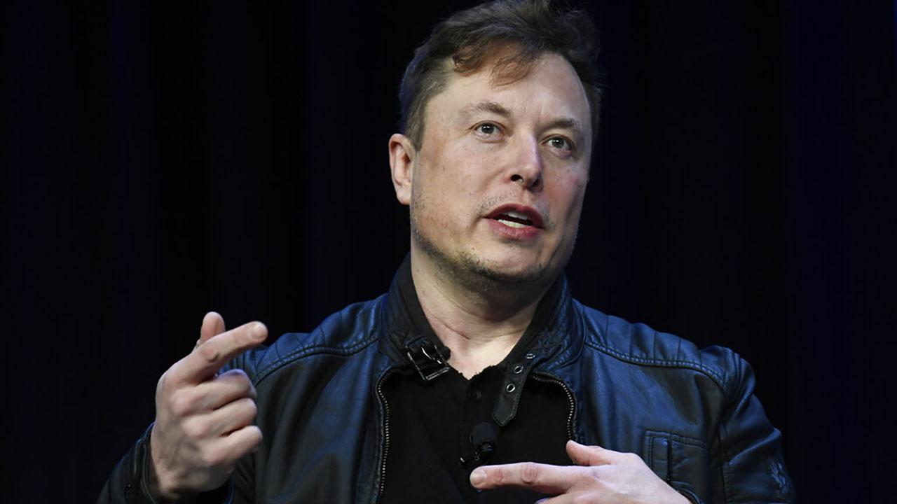 How much did Elon Musk offer to Twitter?