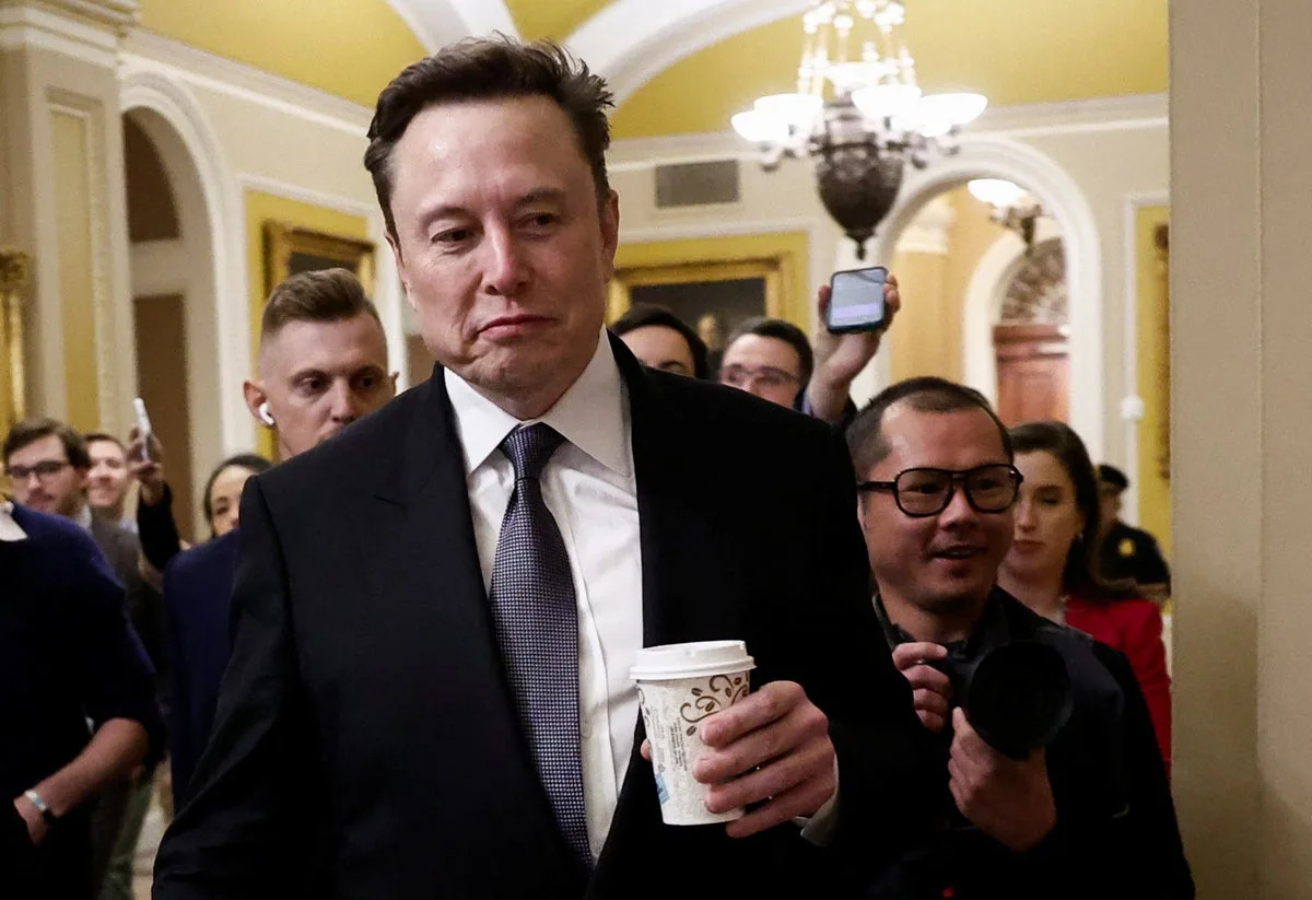 Elon Musk calls homelessness a 'lie' and 'propaganda' — and Trump is  listening