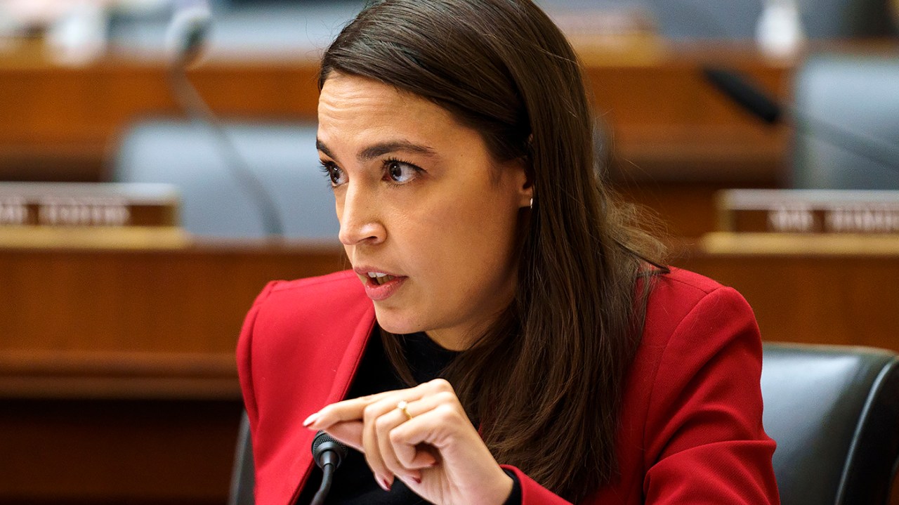 Ocasio-Cortez rejects 'extremist' label–and fears for her life